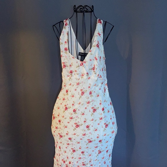 NWOT.  Jonathan Martin studio Fancy Dress.  Size 10 - Picture 6 of 6